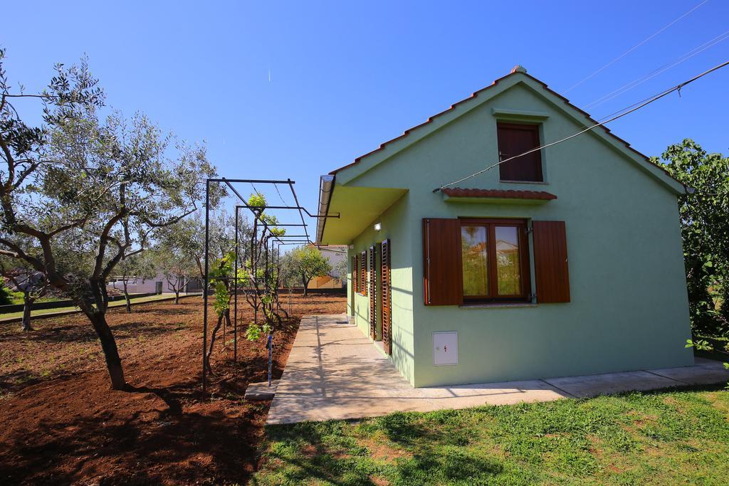 Holiday Home Zemljak Sukošan Exterior foto