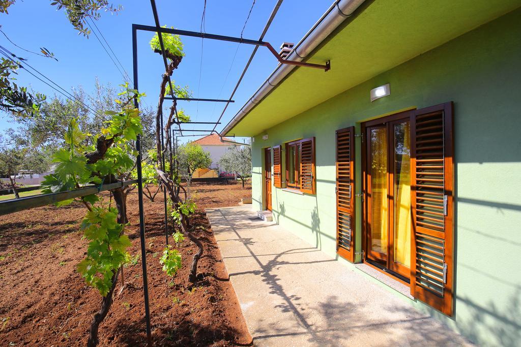 Holiday Home Zemljak Sukošan Exterior foto